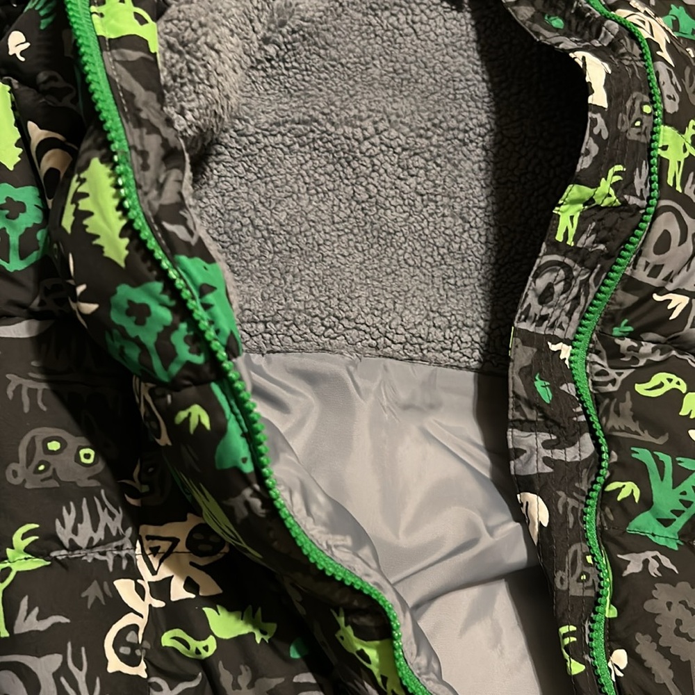 Columbia Snowsuit with Hood 12-18m - Picture 4 of 11